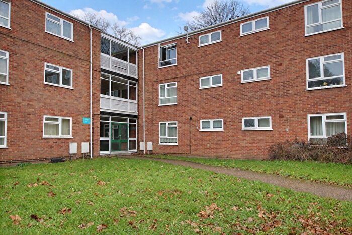 1 Bedroom Flat For Sale In Dolphin Grove, Norwich, NR2