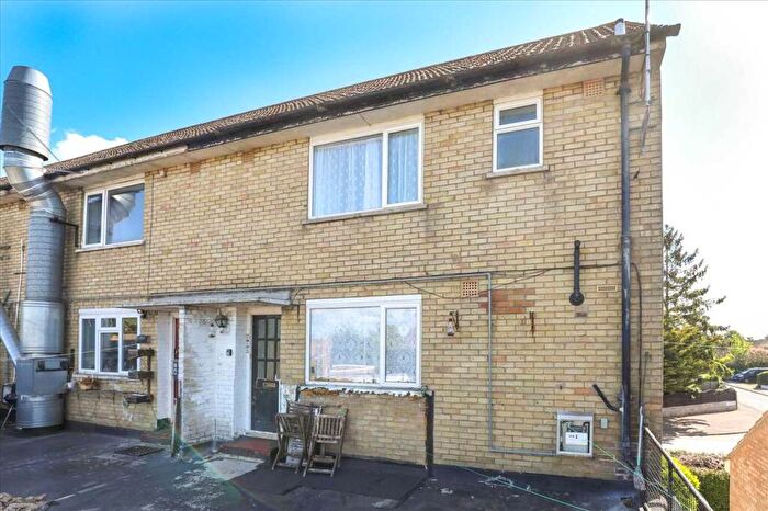 3 Bedroom Apartment To Rent In Belvoir Drive, Barton Seagrave, Kettering, NN15