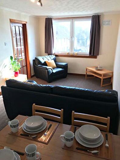 2 Bedroom Flat To Rent In Gairsay Square, Aberdeen, AB15