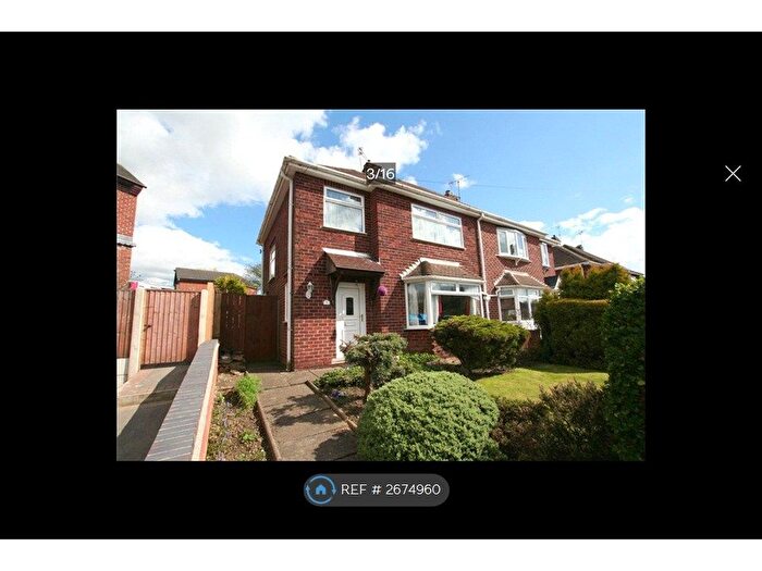 3 Bedroom Semi-Detached House To Rent In Holmesfield Drive, Heanor, DE75