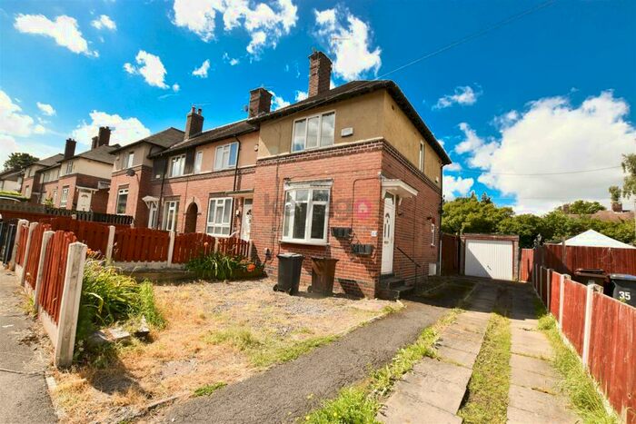 2 Bedroom Terraced House To Rent In Valentine Crescent, Shiregreen, S5