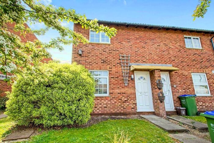 1 Bedroom Flat To Rent In Manorside Close, London, SE2