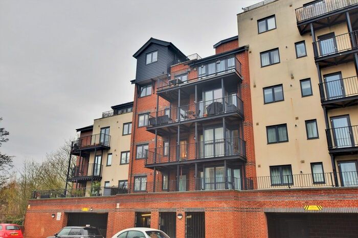 2 Bedroom Flat To Rent In Tanners Wharf, Bishop's Stortford, CM23