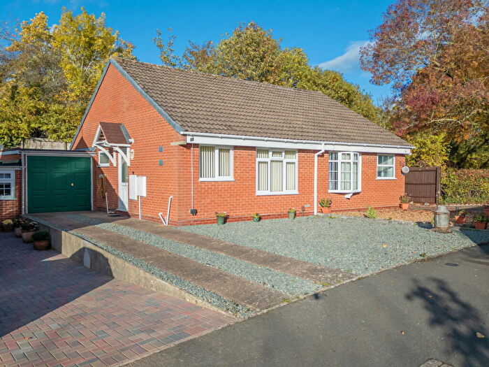 2 Bedroom Semi-Detached Bungalow For Sale In Pebworth Close, Redditch, B98