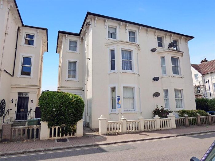 Studio To Rent In Norfolk Road, Littlehampton, BN17