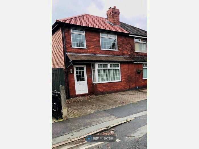 3 Bedroom Semi-Detached House To Rent In Peter Street, Hazel Grove, Stockport, SK7
