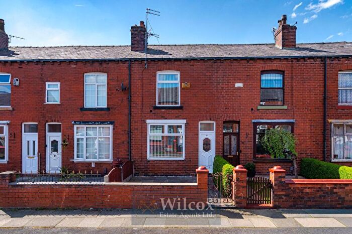 2 Bedroom Terraced House For Sale In Parkdale Road, Bolton, BL2
