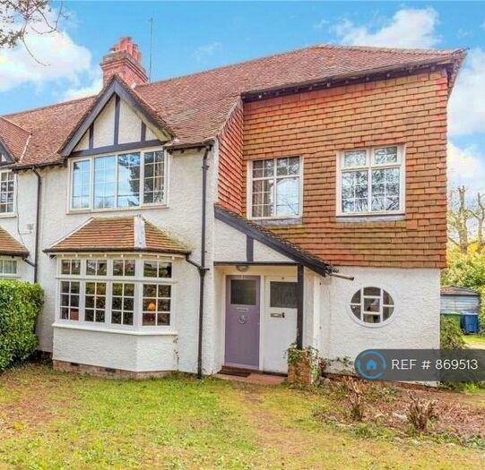 2 Bedroom Maisonette To Rent In Green Lane, Chesham Bois, Amersham, HP6