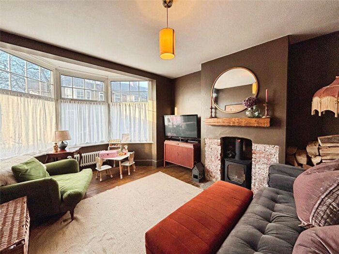 4 Bedroom End Of Terrace House For Sale In Sutherland Road, Deal, Kent, CT14