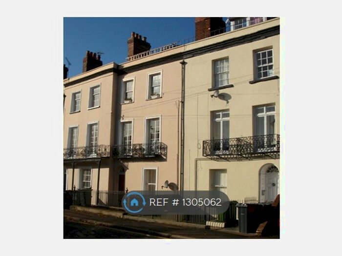 1 Bedroom Flat To Rent In Old Tiverton Road, Exeter EX4