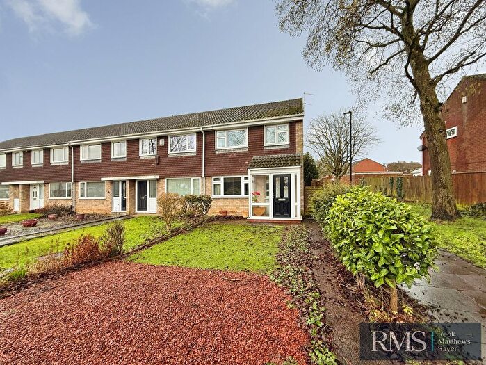 3 Bedroom End Terrace House For Sale In Ascot Walk, Newcastle Upon Tyne, NE3