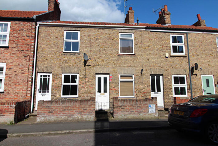 2 Bedroom Terraced House To Rent In Trinity Lane, Beverley, HU17