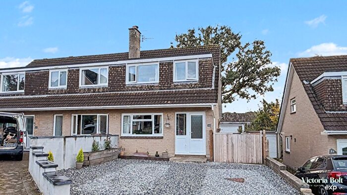 3 Bedroom Semi Detached House For Sale In Priory Close, Ivybridge, PL21