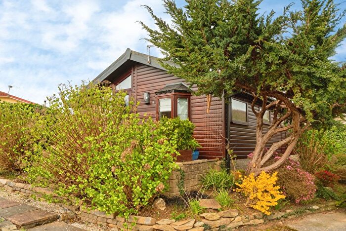 2 Bedroom Bungalow For Sale In Tregainlands Park, Washaway, Bodmin, Cornwall, PL30