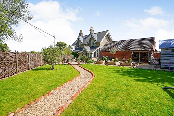 3 Bedroom Country House For Sale In Earl Shilton Road, Thurlaston, LE9
