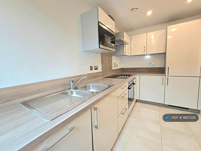 1 Bedroom Flat To Rent In Brampton House, London, SE16