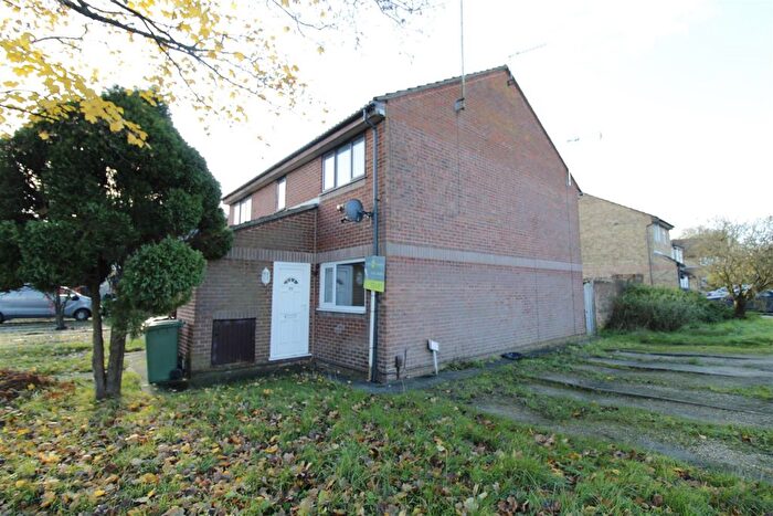 1 Bedroom Flat To Rent In Overbrook Road, Hardwicke, Gloucester, GL2