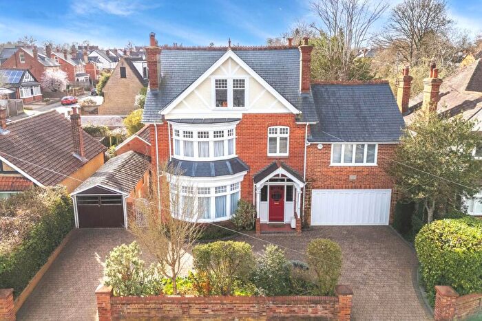 7 Bedroom Detached House For Sale In Kidmore Road, Caversham Heights, RG4