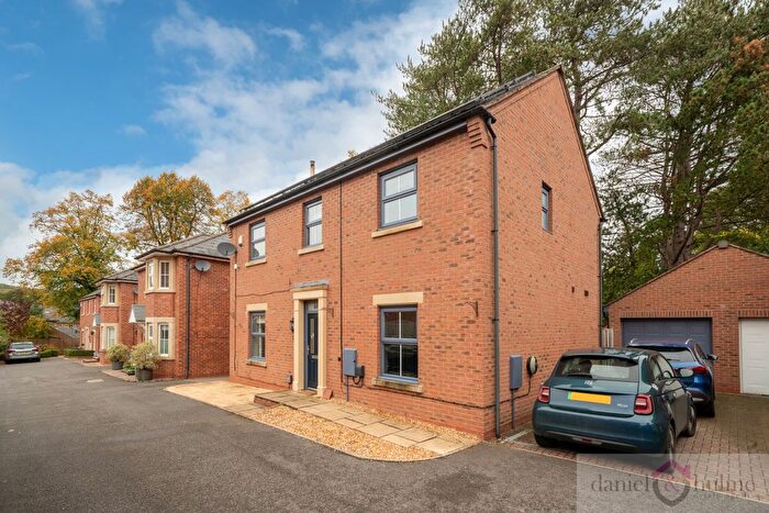 4 Bedroom Detached House For Sale In Willow Drive, Cheddleton, Leek, Staffordshire, ST13