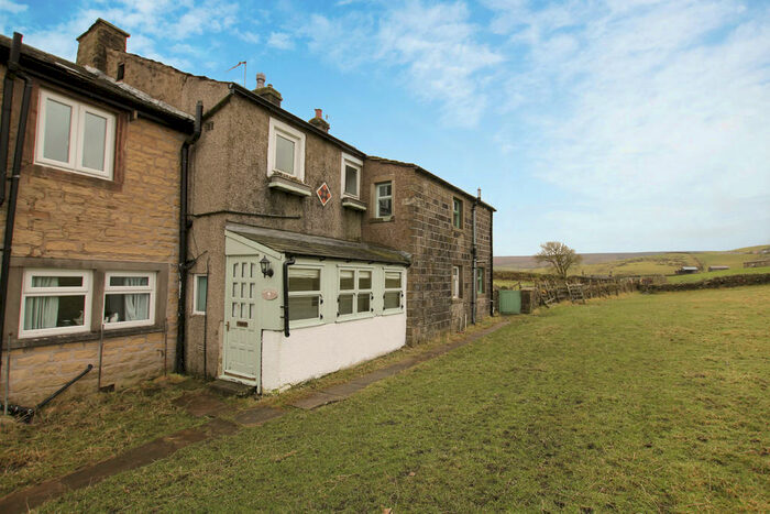 1 Bedroom Cottage To Rent In Middleton, Cowling, BD22