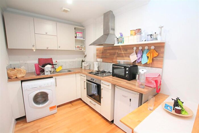 1 Bedroom Flat To Rent In Montpelier Apartments, Montpelier Road, Brighton, BN1