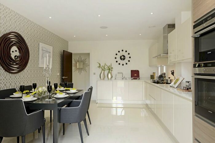 2 Bedroom Apartment To Rent In Hampton Road Stanmore, HA7