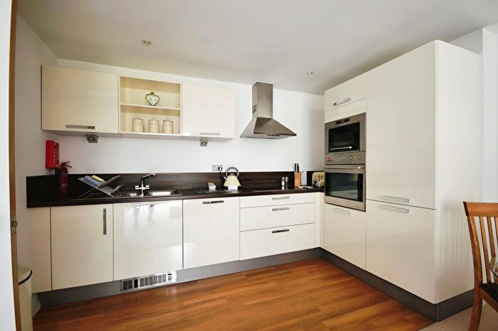 1 Bedroom Flat To Rent In Homerton Street, Cambridge, CB2