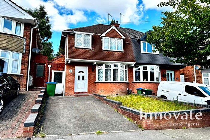 3 Bedroom Semi-Detached House To Rent In Apsley Road, Oldbury, B68