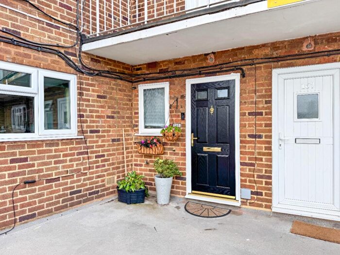 1 Bedroom Apartment For Sale In Ulleries Road, Solihull, West Midlands, B92