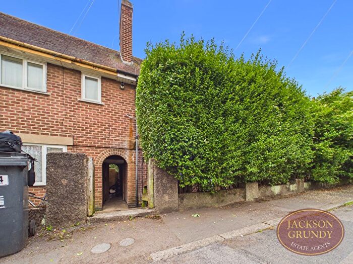 2 Bedroom Terraced House To Rent In Morris Road, Kingsthorpe, NN2
