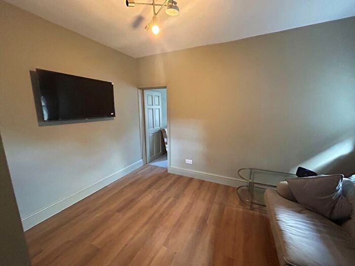 1 Bedroom Flat To Rent In Watt Close, Bromsgrove, B61