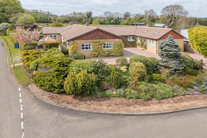 5 Bedroom Detached House For Sale In Bunkers Hill, Badby, Daventry, NN11