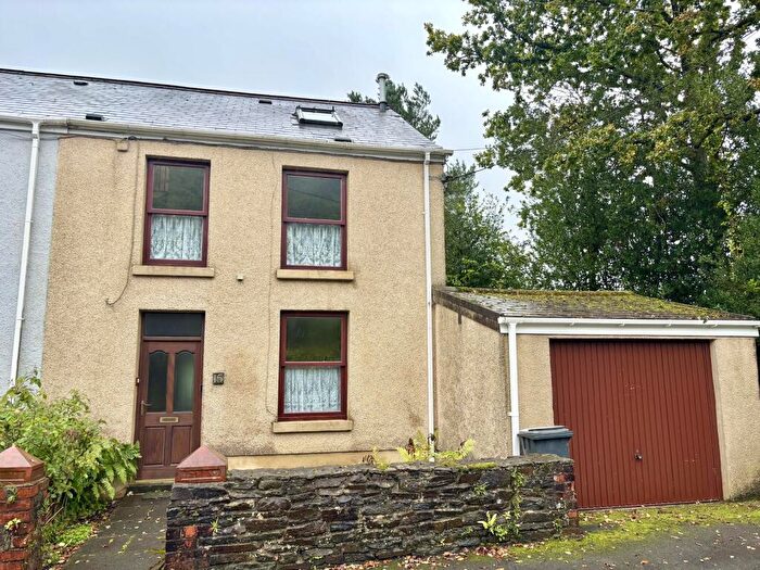 3 Bedroom Semi-Detached House For Sale In Birchfield Road, Pontardawe, Swansea., SA8