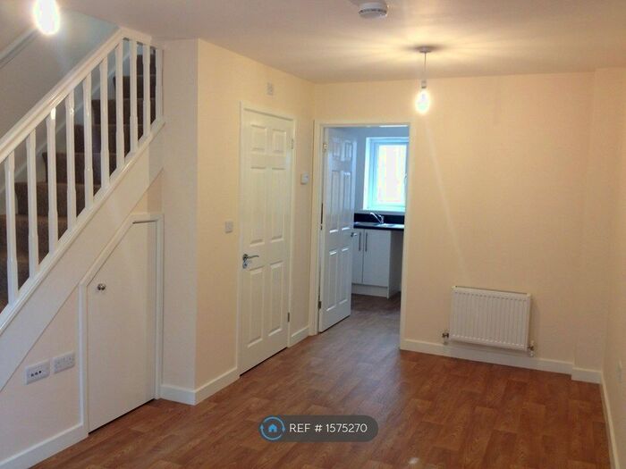 2 Bedroom Terraced House To Rent In Rock Villas, Torquay, TQ1