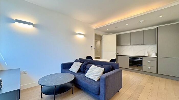1 Bedroom Flat To Rent In New Horizons Court, Brentford, TW8