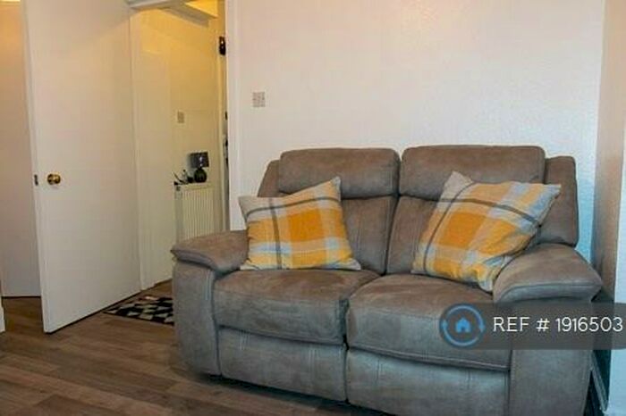 1 Bedroom Flat To Rent In Wardlaw Place, Edinburgh, EH11