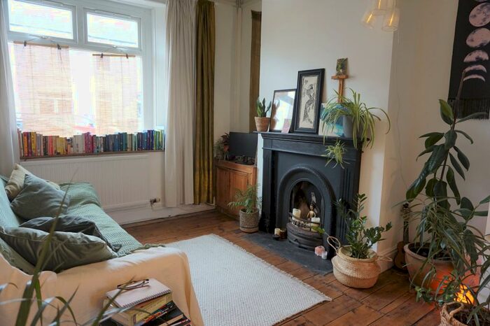 3 Bedroom Terraced House To Rent In Lead Street, Cardiff, CF24