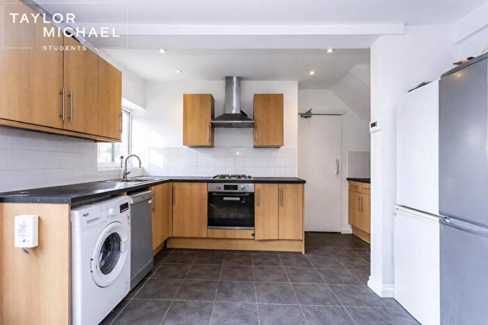 6 Bedroom Detached House To Rent In Middleton Rise, Brighton, BN1