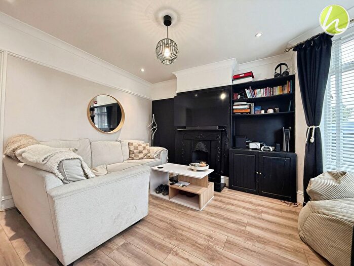 2 Bedroom Semi-Detached House For Sale In Victoria Road, Stanford-Le-Hope, SS17