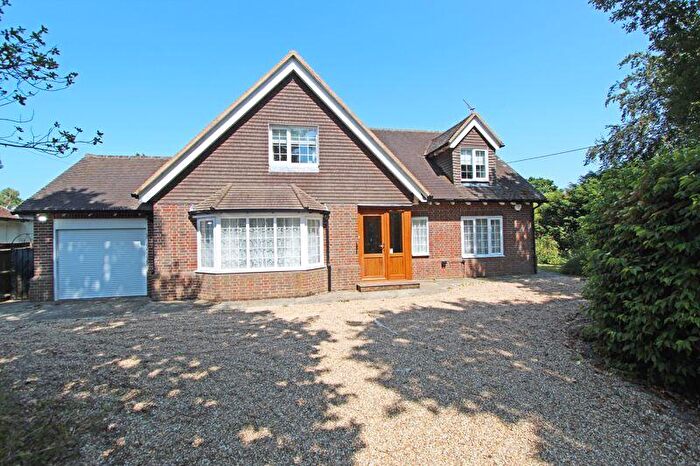 4 Bedroom Detached House For Sale In Brighton Road, Horsham, RH13