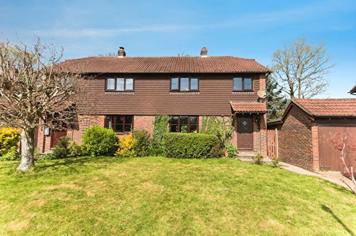 3 Bedroom Semi-Detached House For Sale In Geers Wood, Heathfield, East Sussex, TN21