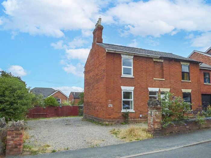 2 Bedroom Semi-Detached House For Sale In Newtown Road, Malvern, WR14