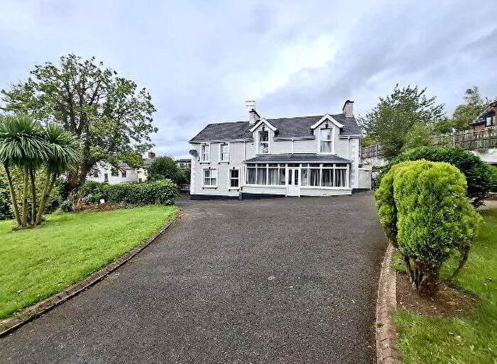 5 Bedroom Detached House With Outbuildingses For Sale In Steelstown House, Steelstown Village, Derry, BT48