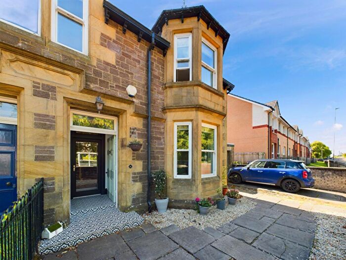 4 Bedroom Semi-Detached House For Sale In Hyndford Road, Lanark, ML11