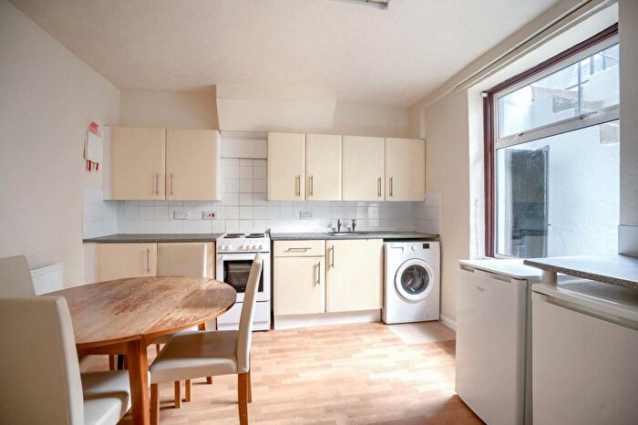 4 Bedroom Property To Rent In Aberdeen Road, Brighton, BN2