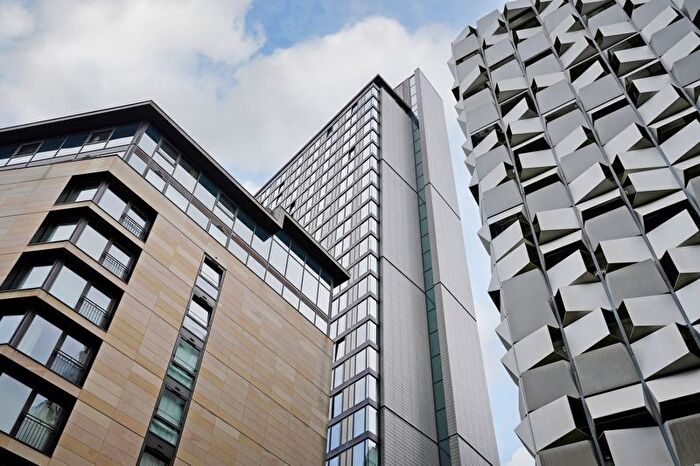 1 Bedroom Flat To Rent In City Lofts, St. Pauls Square, Sheffield, S1