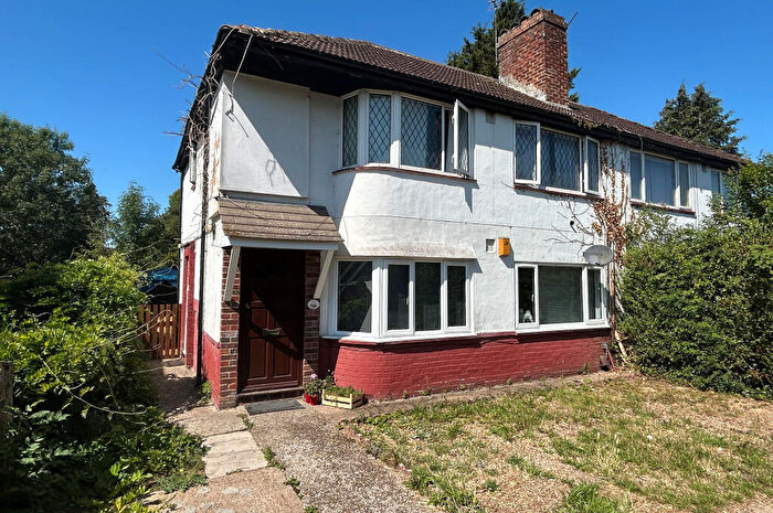 2 Bedroom Maisonette For Sale In North Slough, SL2