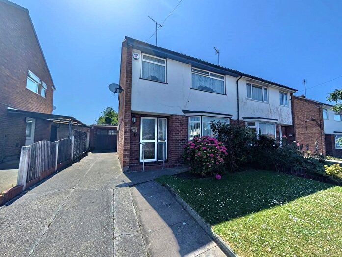 3 Bedroom Semi-detached House For Sale In Allans Meadow, Neston, Cheshire, CH64