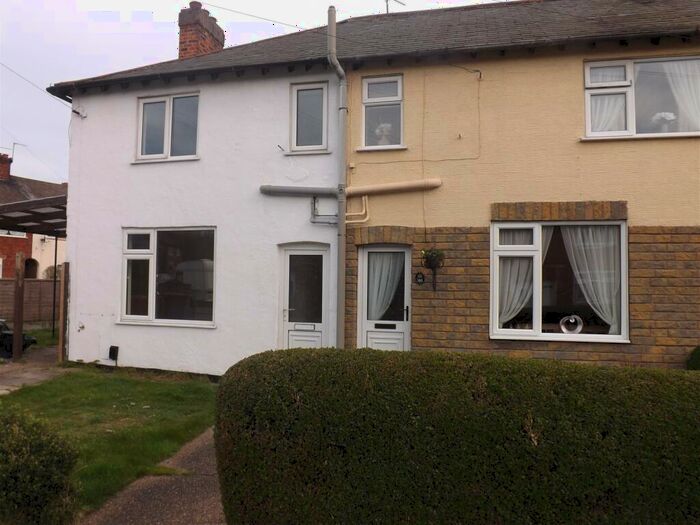 3 Bedroom Semi-Detached House To Rent In Norfolk Road, Long Eaton, Nottingham, NG10