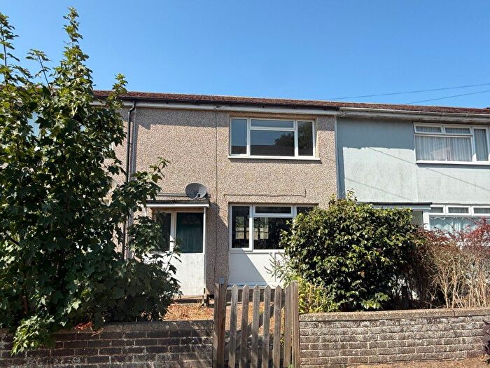 2 Bedroom Terraced House For Sale In Cranwell Road, Tunbridge Wells, Kent, TN4
